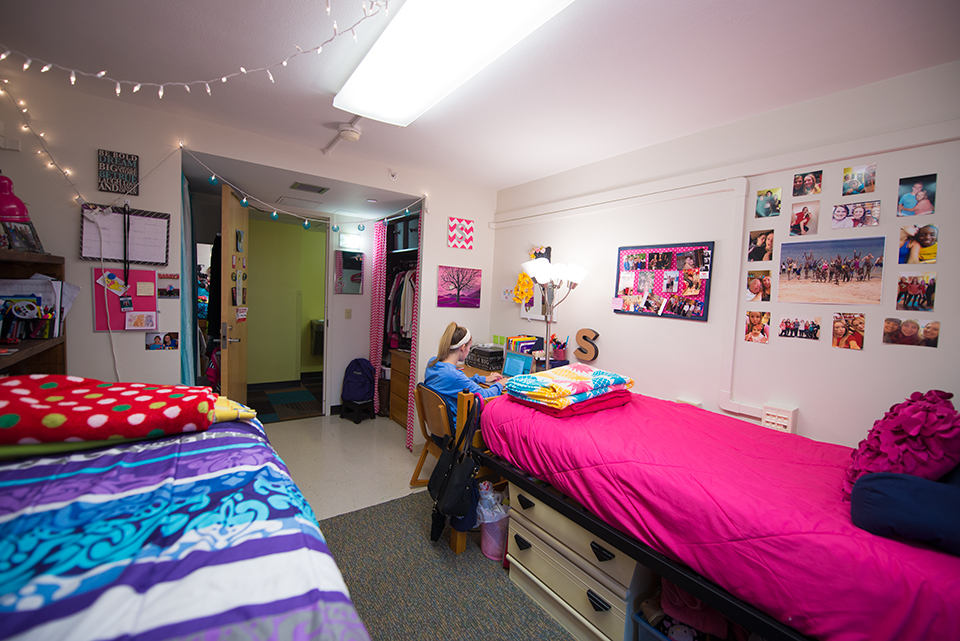 Illinois State University Housing Number Hewett-Manchester | University Housing Services | Illinois State